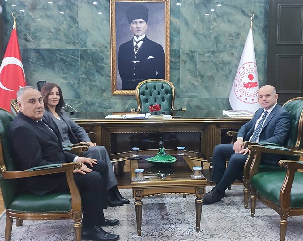 İL MİLLÎ EĞİTİM MÜDÜRÜNDEN ÇAN KAYMAKAMINA ZİYARET