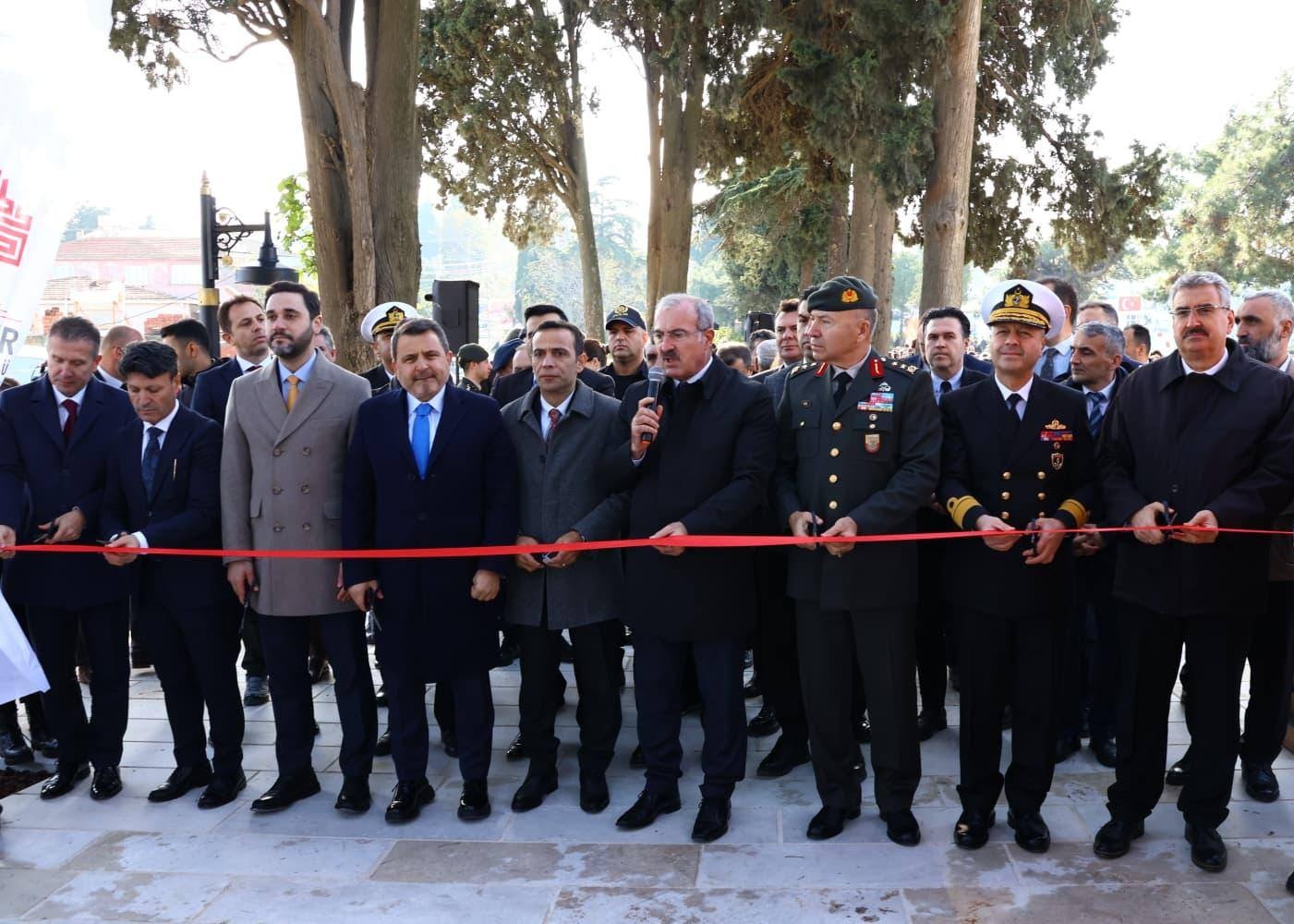 NAMIK KEMAL ANILDI VE GAZİ SÜLEYMAN PAŞA TÜRBESİNİN RESTORASYONU İLE ÇEVRE TANZİMİ TAMAMLANDI