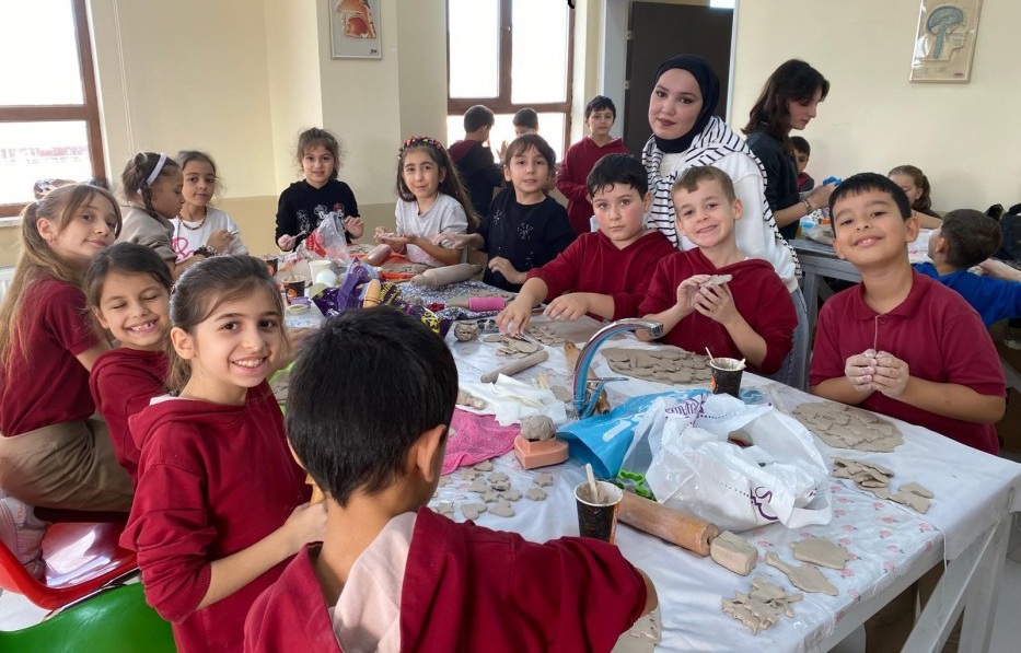 ÇAN MYO EL SANATLARI BÖLÜMÜNDEN SERAMİK ÇALIŞTAYI