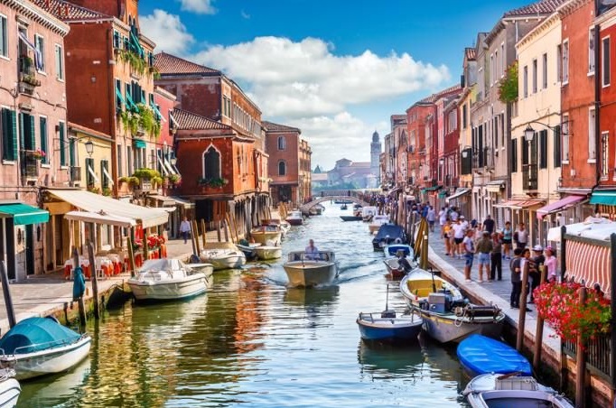 Venedik’ten Dönen Kahramanlar