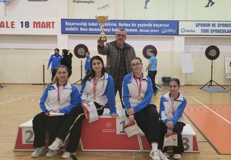 ÇAN ANADOLU LİSESİ KIZLARI DARTDA İL ŞAMPİYONU OLDU