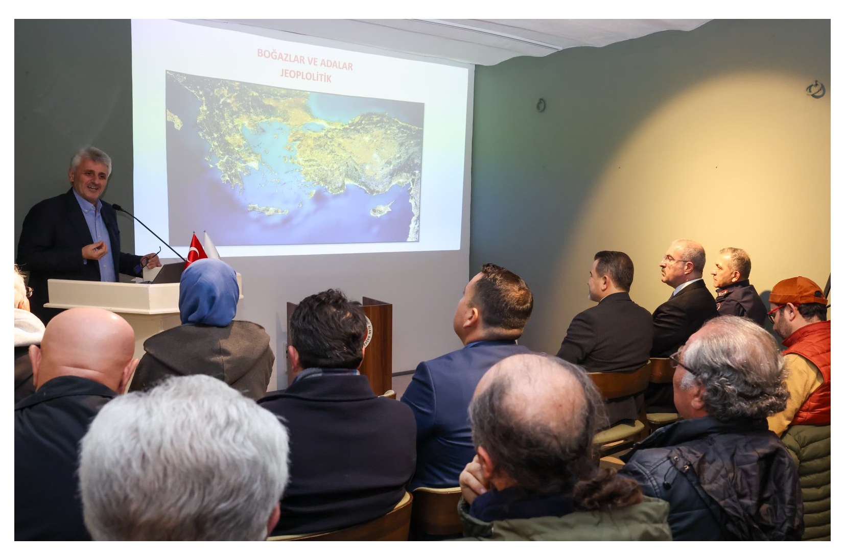 PROF. DR. ÖRENÇ’TEN ÇANAKKALE BOĞAZI VE EGE ADALARI KONULU SÖYLEŞİ