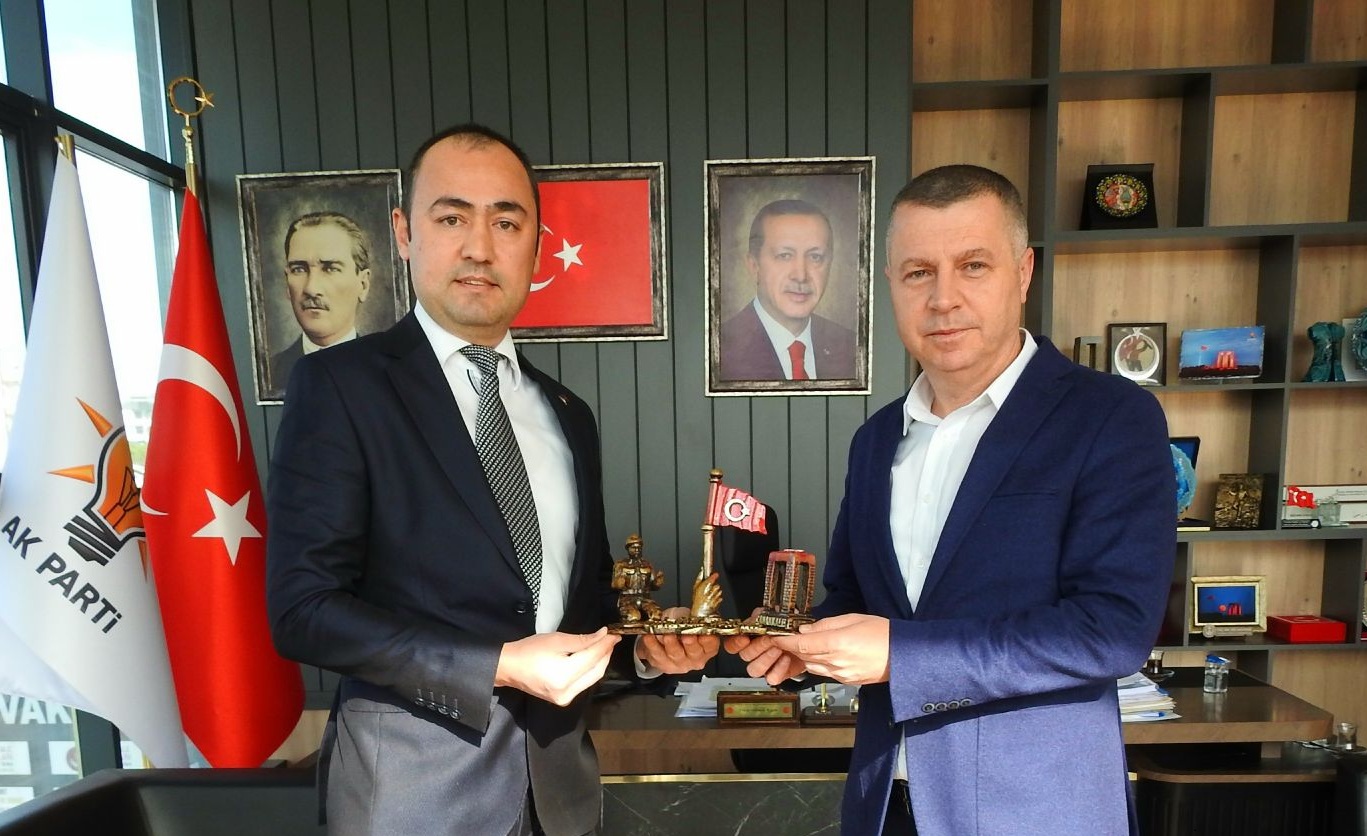 HİLAL SAĞLIK-İŞ SENDİKASINDAN AK PARTİ İL BAŞKANLIĞINA ZİYARET