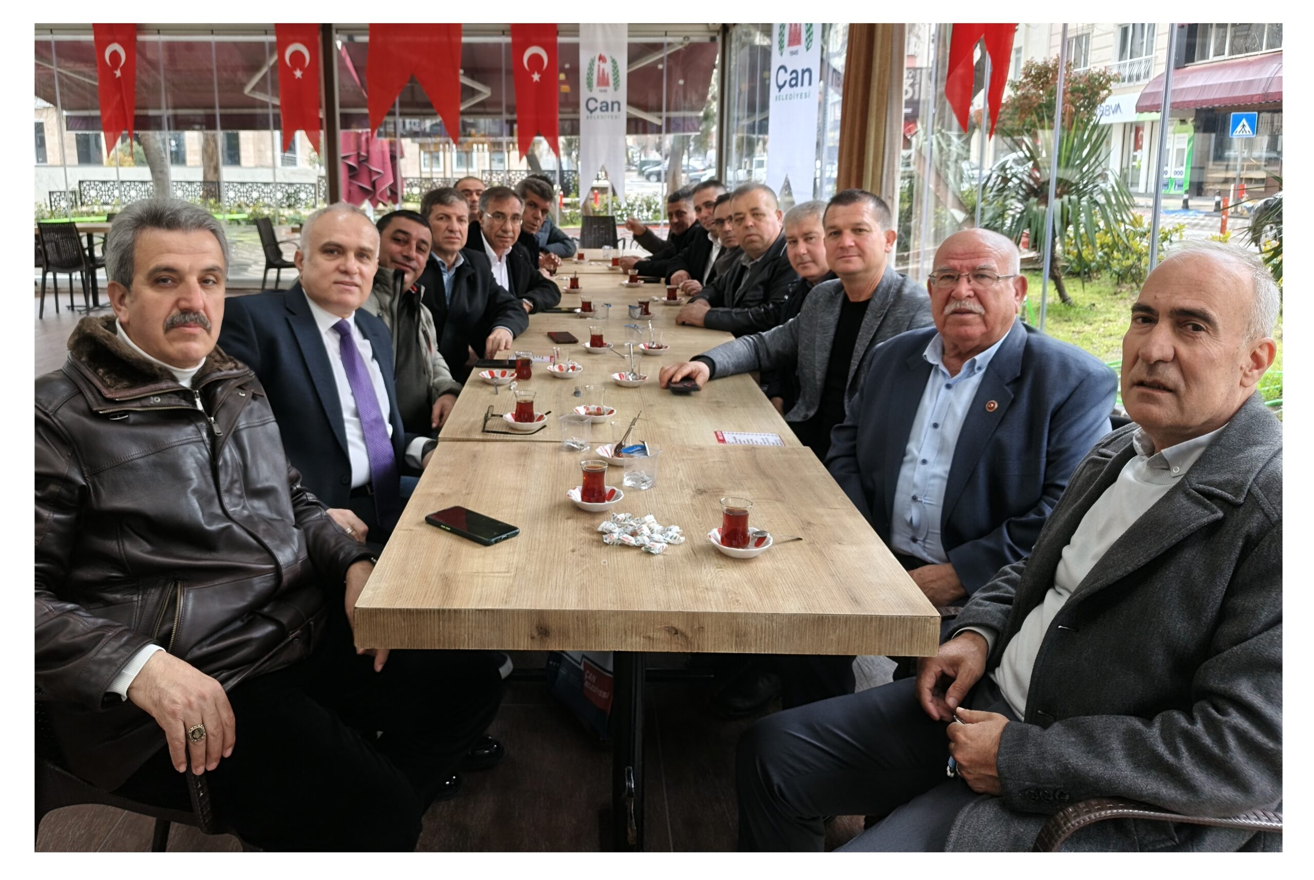 KURUCUMUZ GAZETECİ SABRİ KARAKAYA, ÇAN’IN KÖY MUHTARLARIYLA BİR ARAYA GELDİ