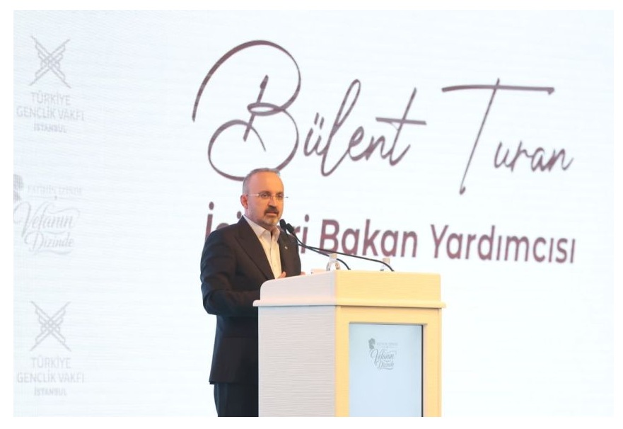 “DİJİTAL BAĞIMLILIK GENÇLİĞİ ETKİLİYOR”