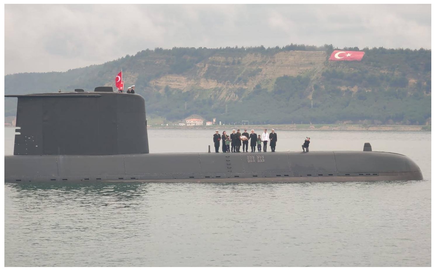 DUMLUPINAR ŞEHİTLERİMİZ, NARA BURNU İLE BARBAROS ŞEHİTLİĞİNDEKİ TÖRENLERLE ANILDI