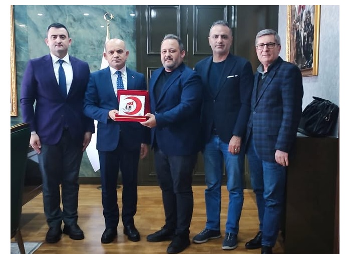 TÜRK KIZILAYINDAN ÇAN KAYMAKAMINA ZİYARET