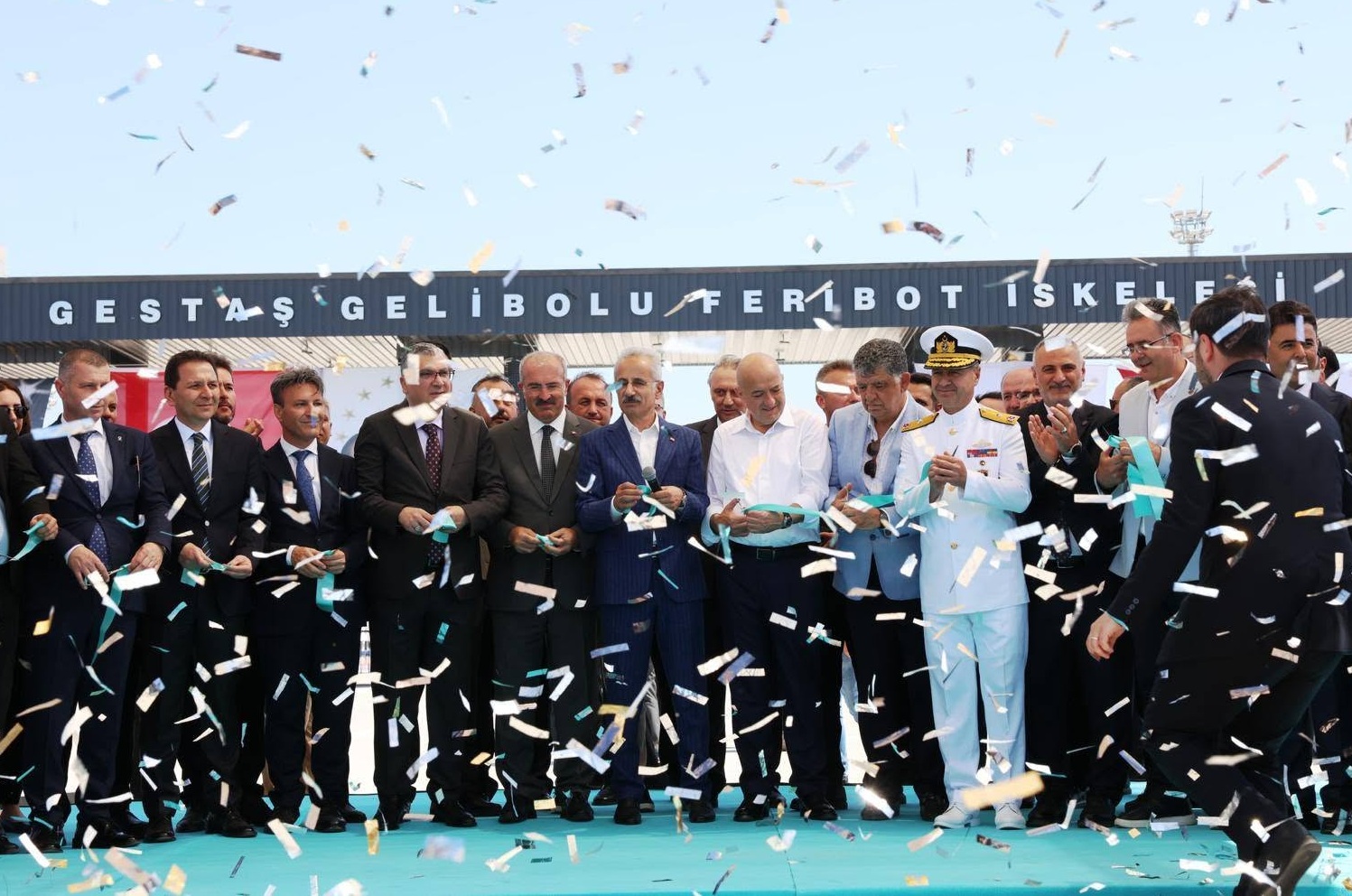 GELİBOLU YENİ FERİBOT İSKELESİ HİZMETE AÇILDI