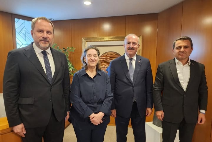 VALİ VE TARİHİ ALAN BAŞKANINDAN KALE GRUBU’NA ZİYARET