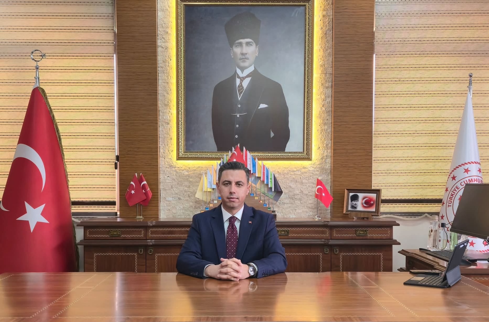 YENİCE KAYMAKAMI ŞEREF GÜLYER, GÖREVE BAŞLADI