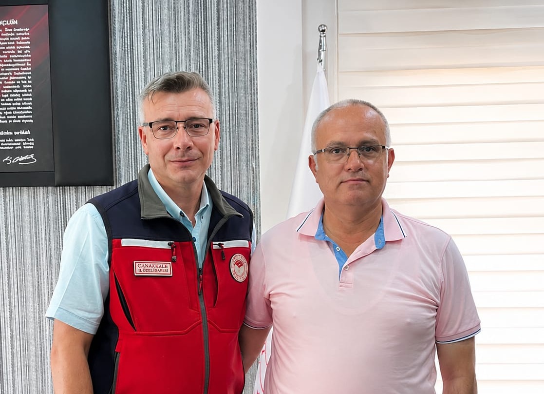 KURUCUMUZ GAZETECİ SABRİ KARAKAYA’DAN YENİCE İLÇE TARIM VE ORMAN MÜDÜRÜNE ZİYARET