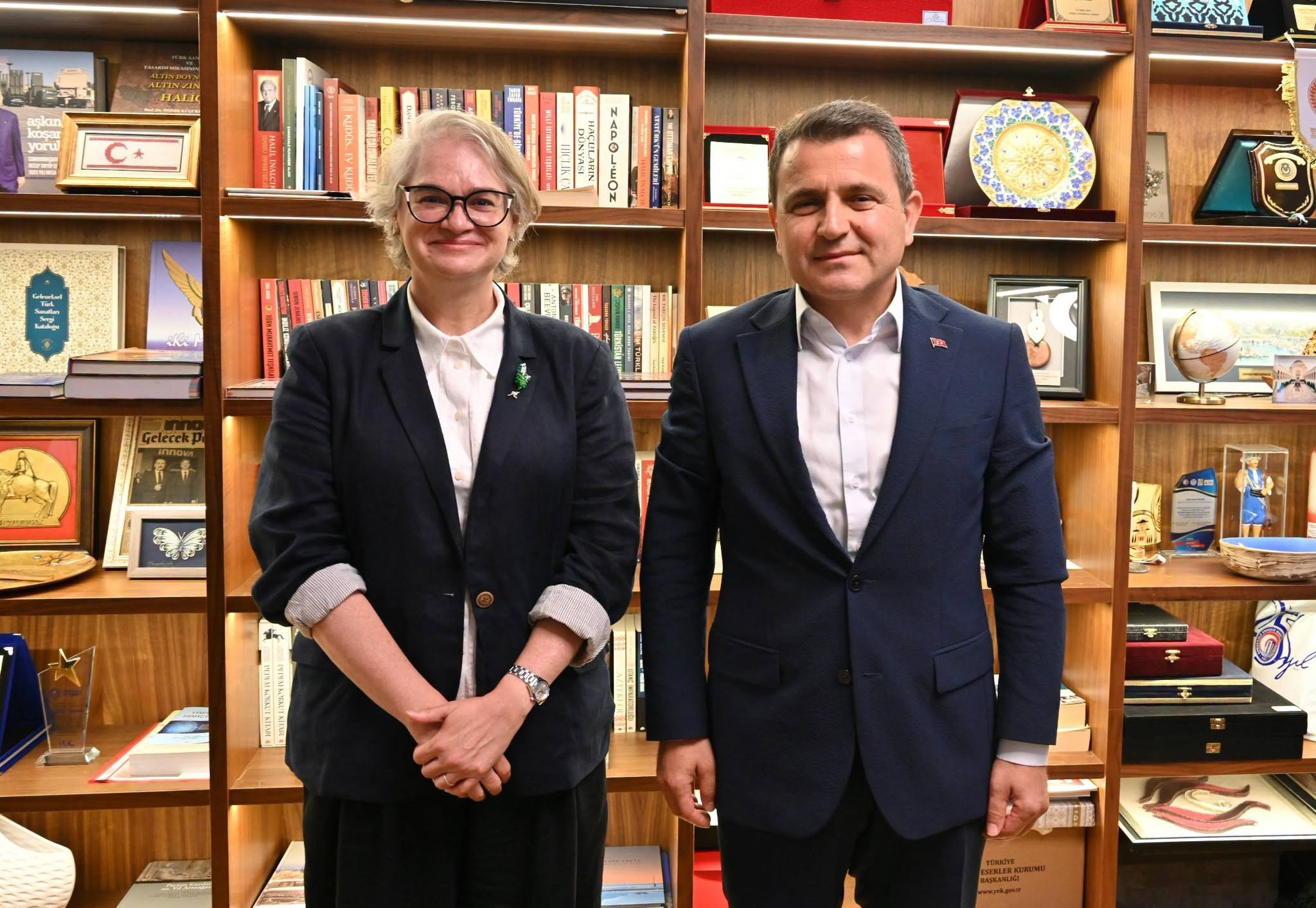 AVUSTRALYA BÜYÜKELÇİSİNDEN TARİHİ ALAN BAŞKANINA ZİYARET